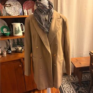 Zara double breasted camel wool coat. Worn one, size XL. Fully lined. Excellent